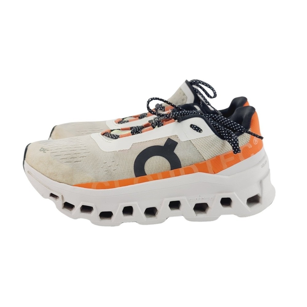 On All Season Lace-Up Round Toe Athletic Running Shoes Women Size 8 Cream Orange